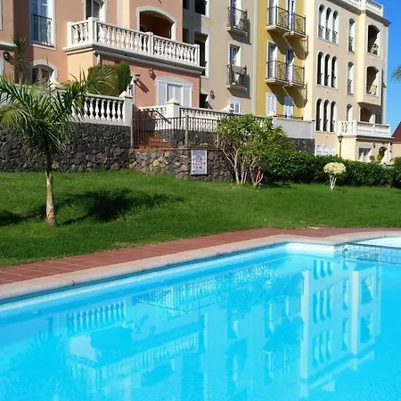 Lagos De La Quinta Apartment *