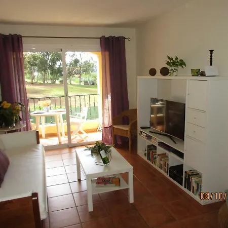 Lagos De La Quinta Apartment